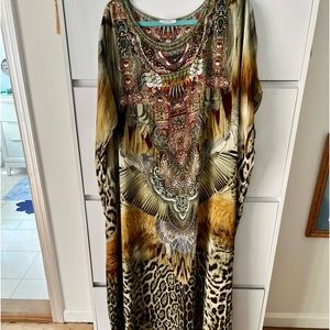 BEAUTIFUL CAMILLA KAFTAN WITH SWAROVSKI EMBELLISHMENT